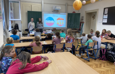 Rok profesí: Dentální hygienistka Rok profesí: Dentální hygienistka