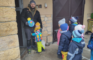 Na kukačku u Pourů na prasátko Na kukačku u Pourů na prasátko